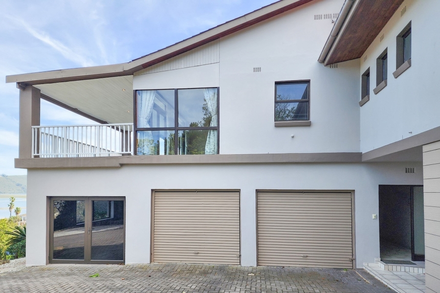 4 Bedroom Property for Sale in Westhill Western Cape